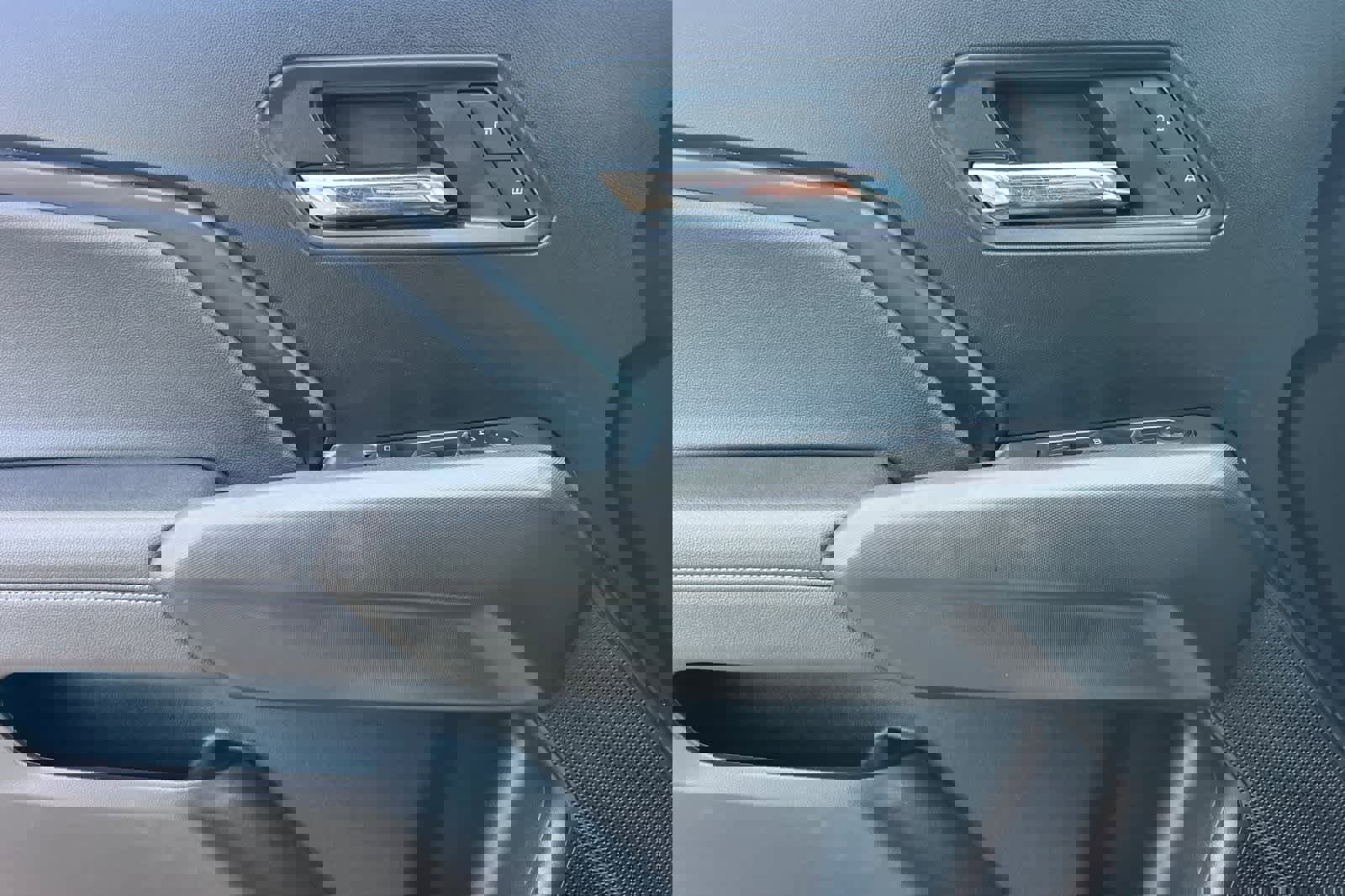 Used 2023 Chevrolet Colorado LT image 13