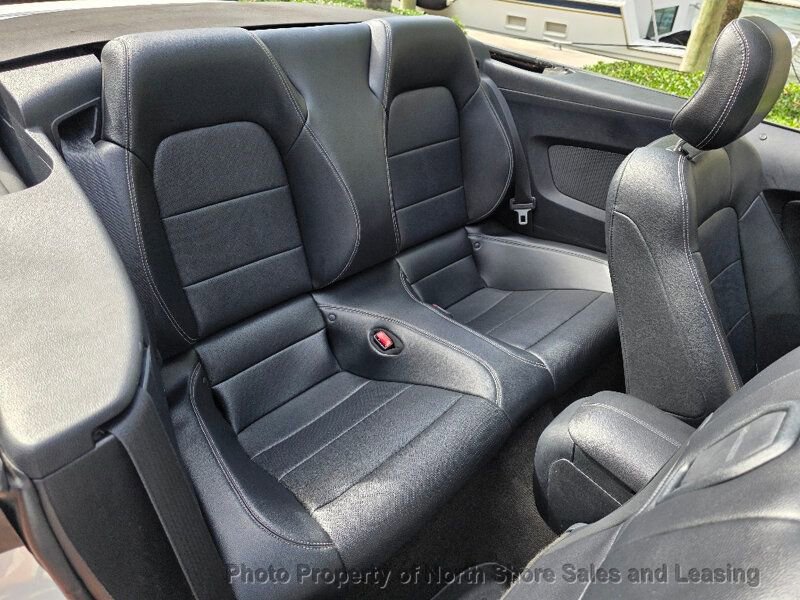 Used 2015 Ford Mustang Premium image 39