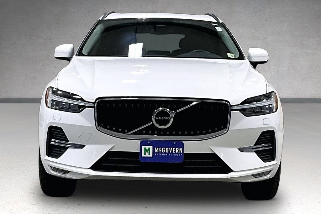 Certified 2023 Volvo XC60 B5 Core w/ Climate Package AWD/4WD image 2