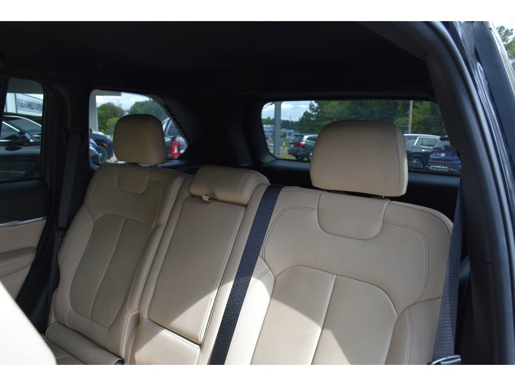 Used 2023 Jeep Grand Cherokee Limited image 30