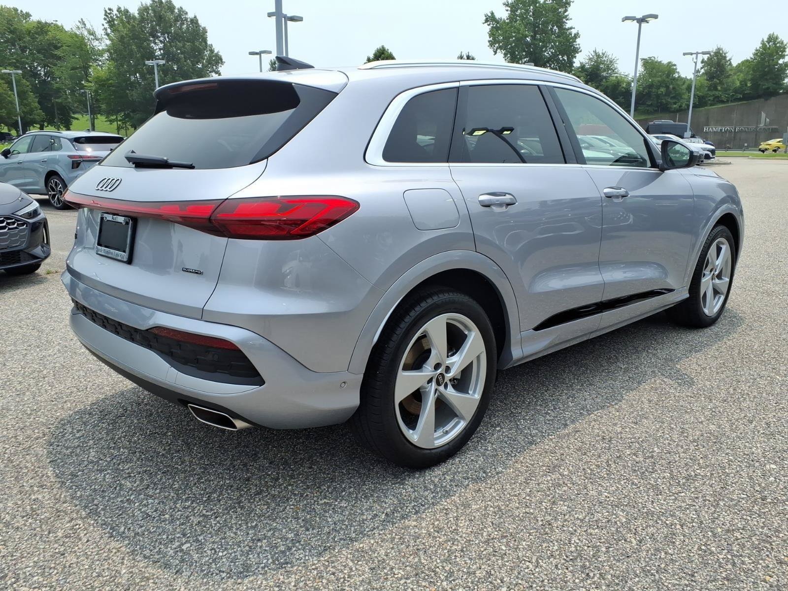 Used 2025 Audi Q5 Prestige AWD/4WD image 6