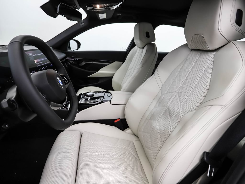 New 2026 BMW 530i xDrive w/ Premium Package image 12