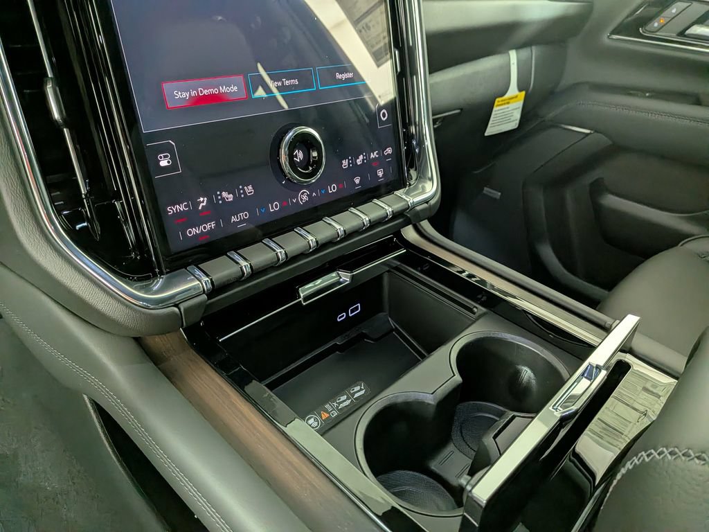 New 2026 GMC Yukon XL Denali AWD/4WD image 26