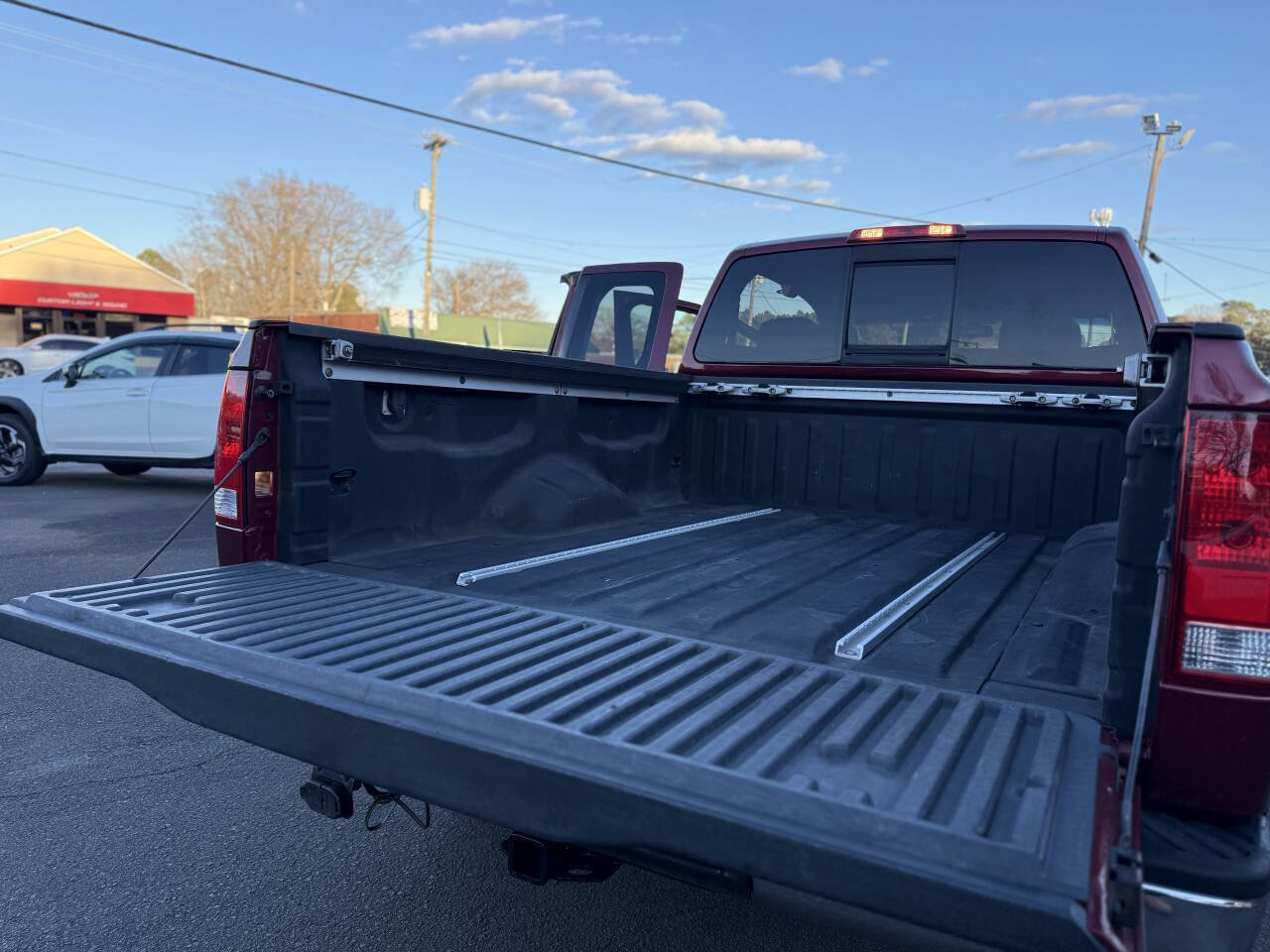 Used 2005 Nissan Titan SE w/ (W01) Utility Bed Pkg image 17