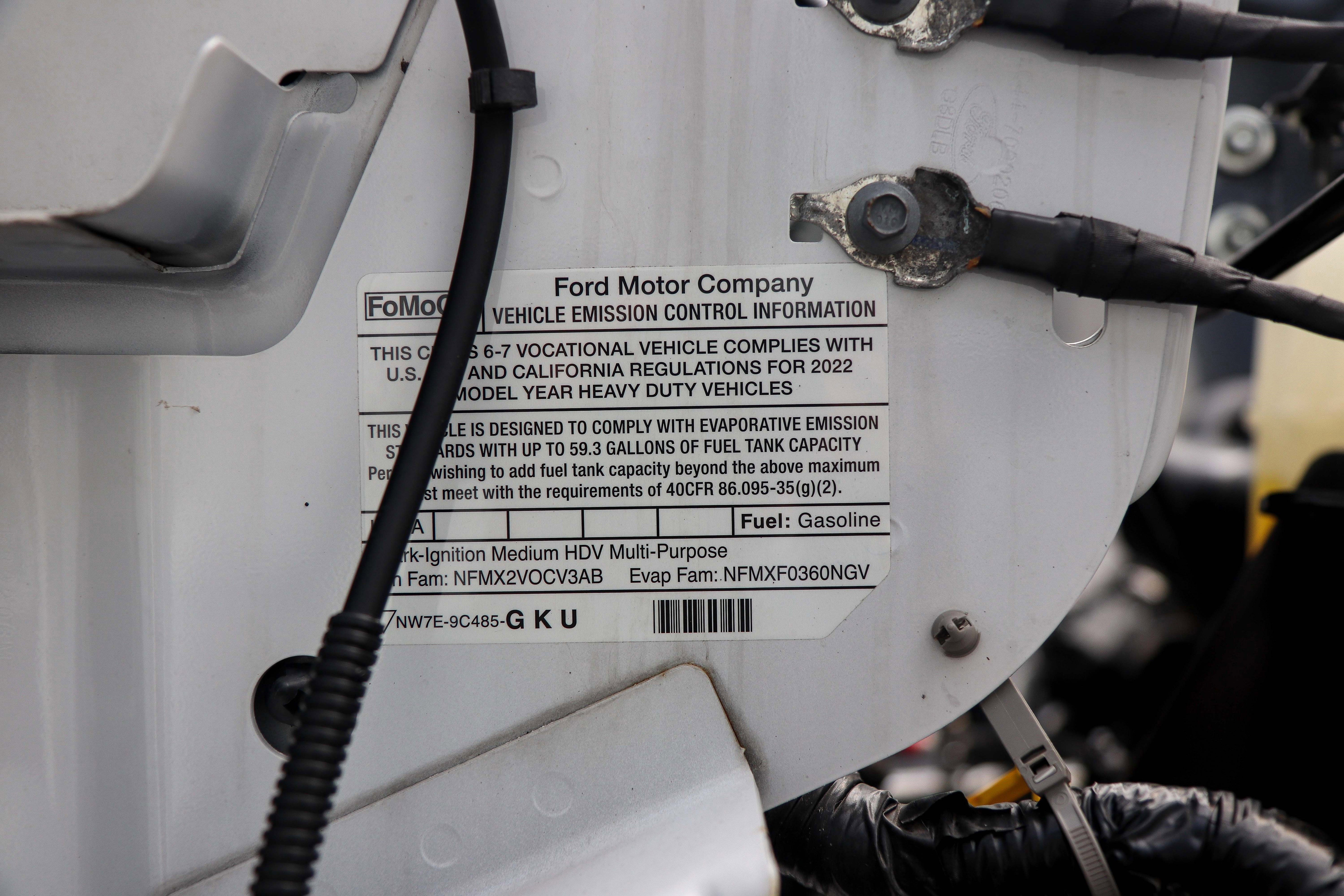 Used 2023 Ford F650 2WD Regular Cab Super Duty image 25