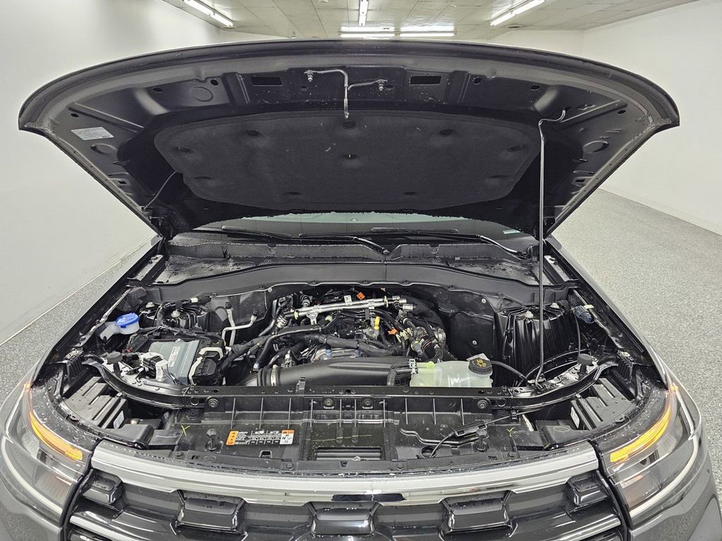 New 2026 Ford Explorer Active image 9