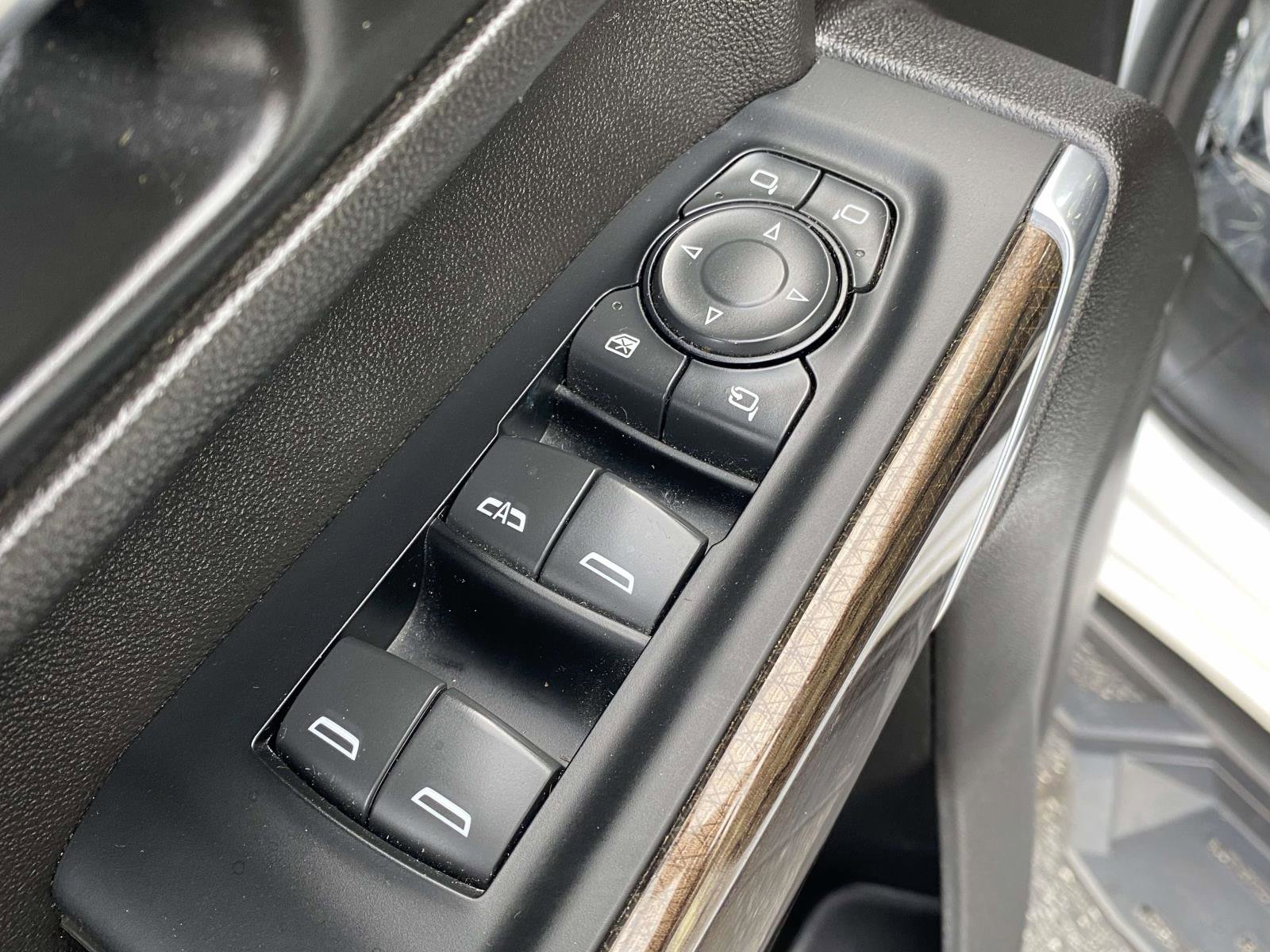 Used 2022 Chevrolet Silverado 2500 LT w/ Fleet Comfort Package image 17