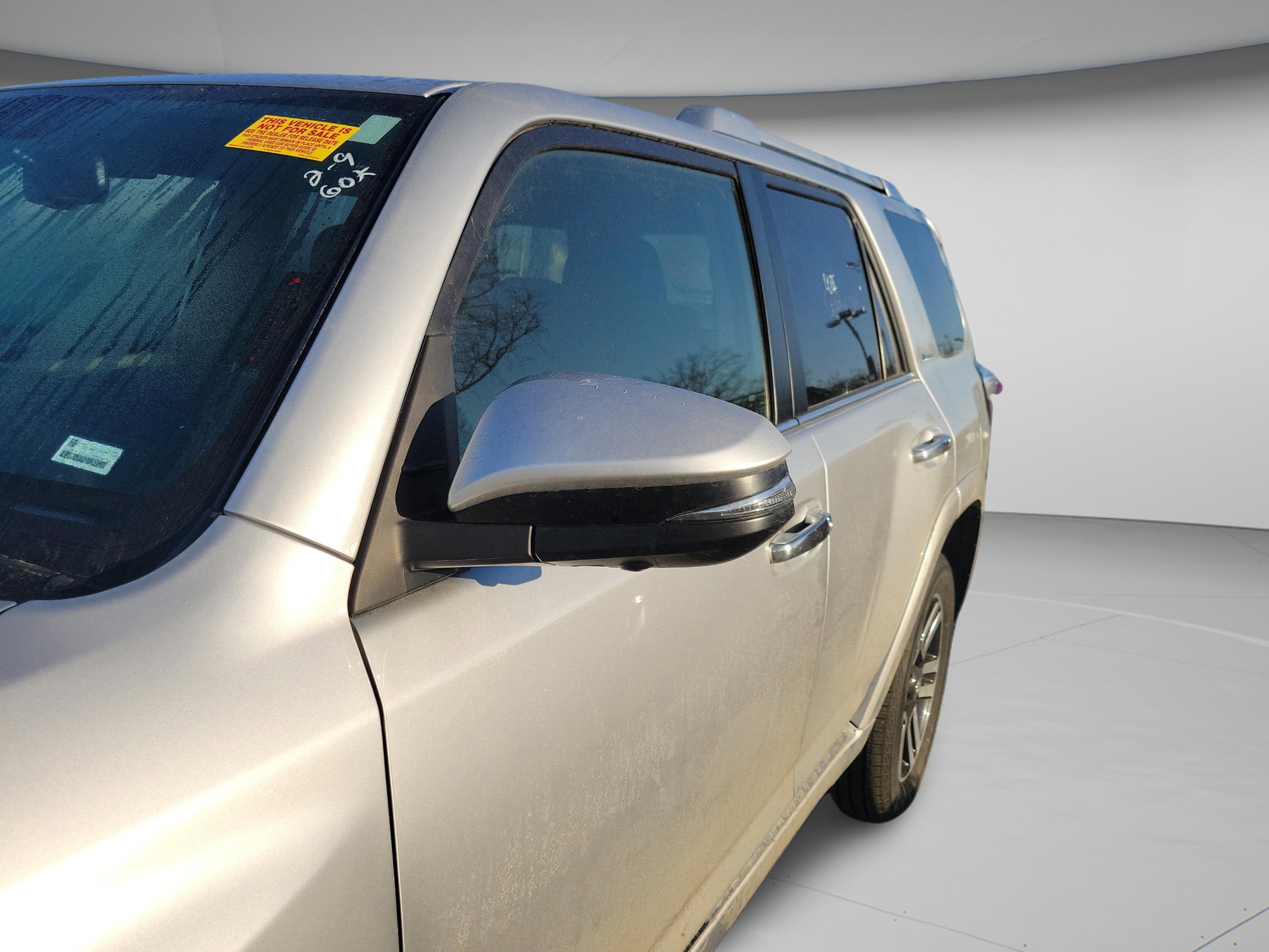 Used 2023 Toyota 4Runner Limited RWD image 15