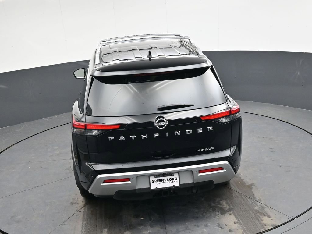 Used 2025 Nissan Pathfinder Platinum image 29