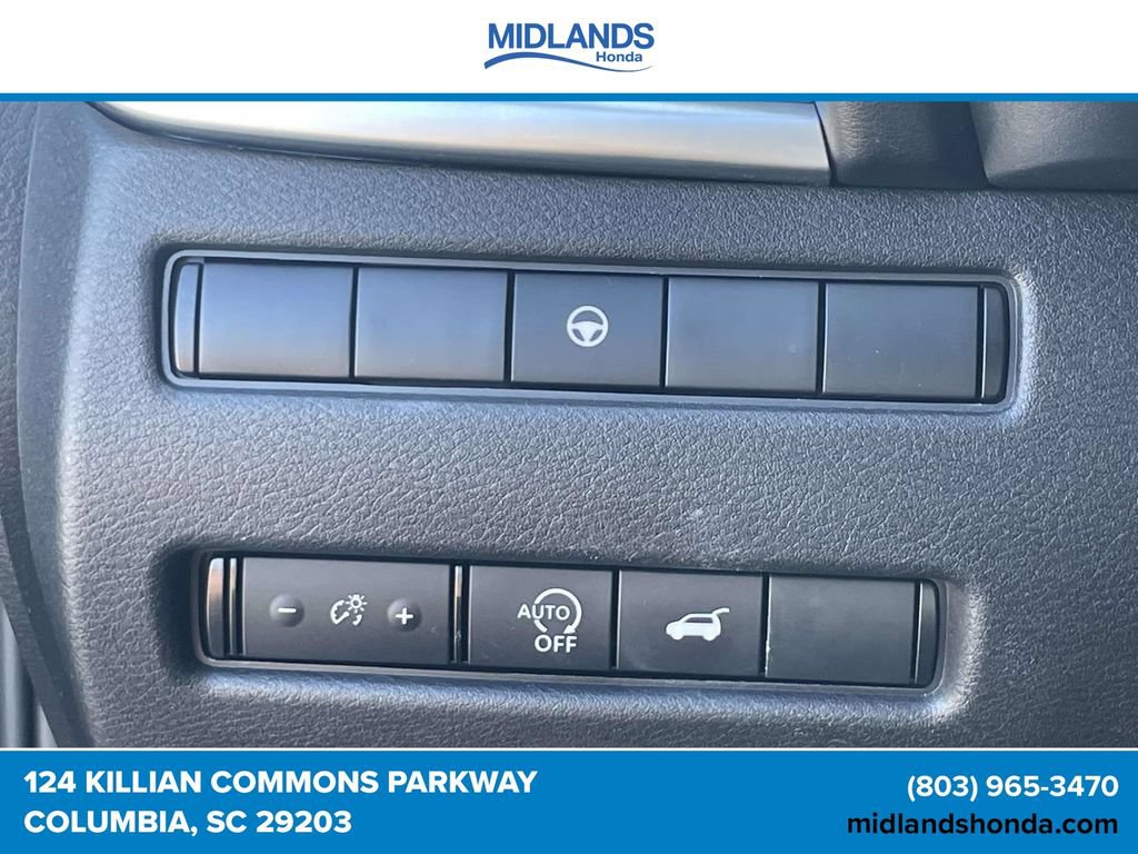 Used 2024 Nissan Rogue SV w/ SV Premium Package FWD image 19