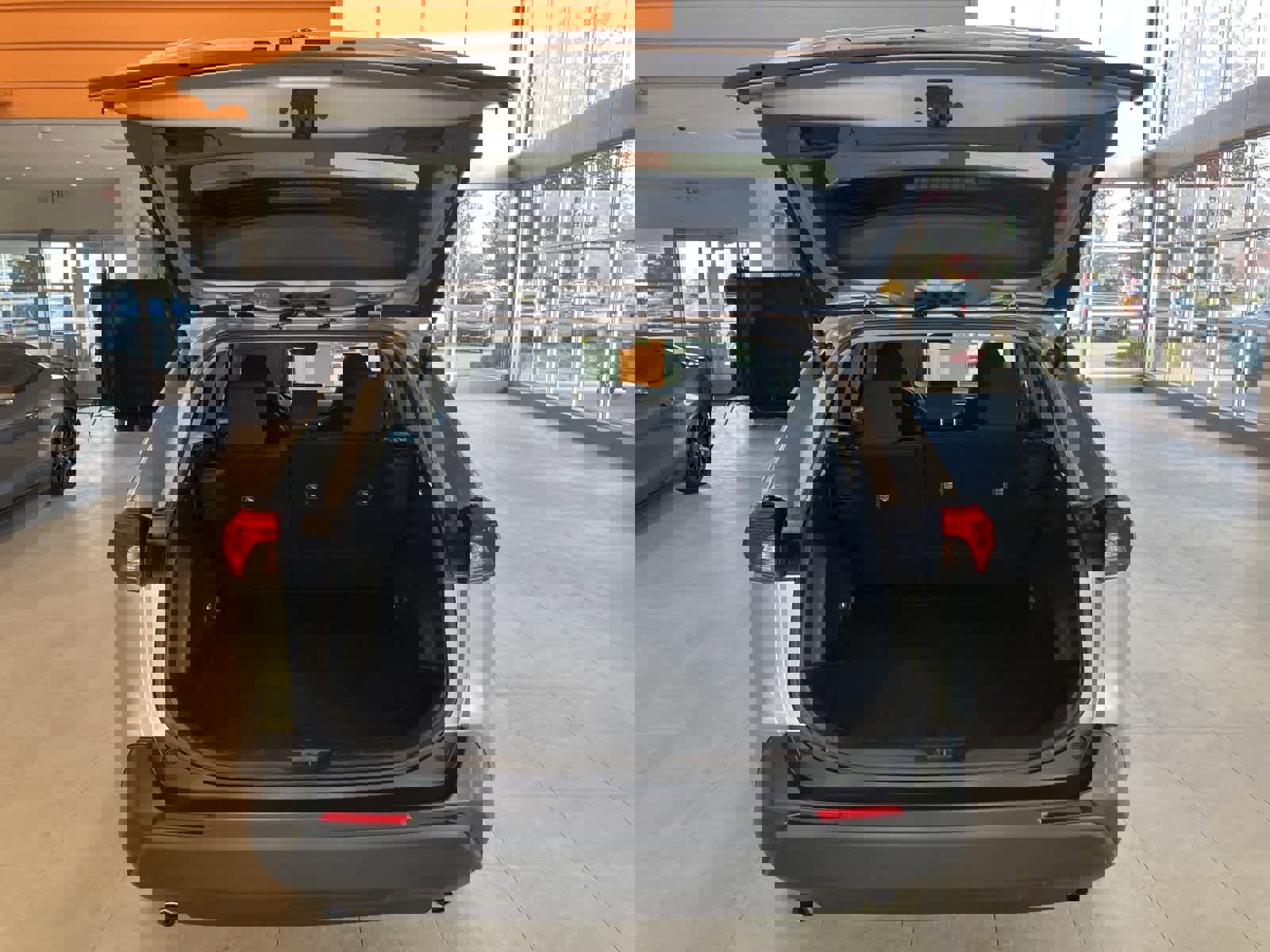 Used 2024 Toyota RAV4 LE image 27