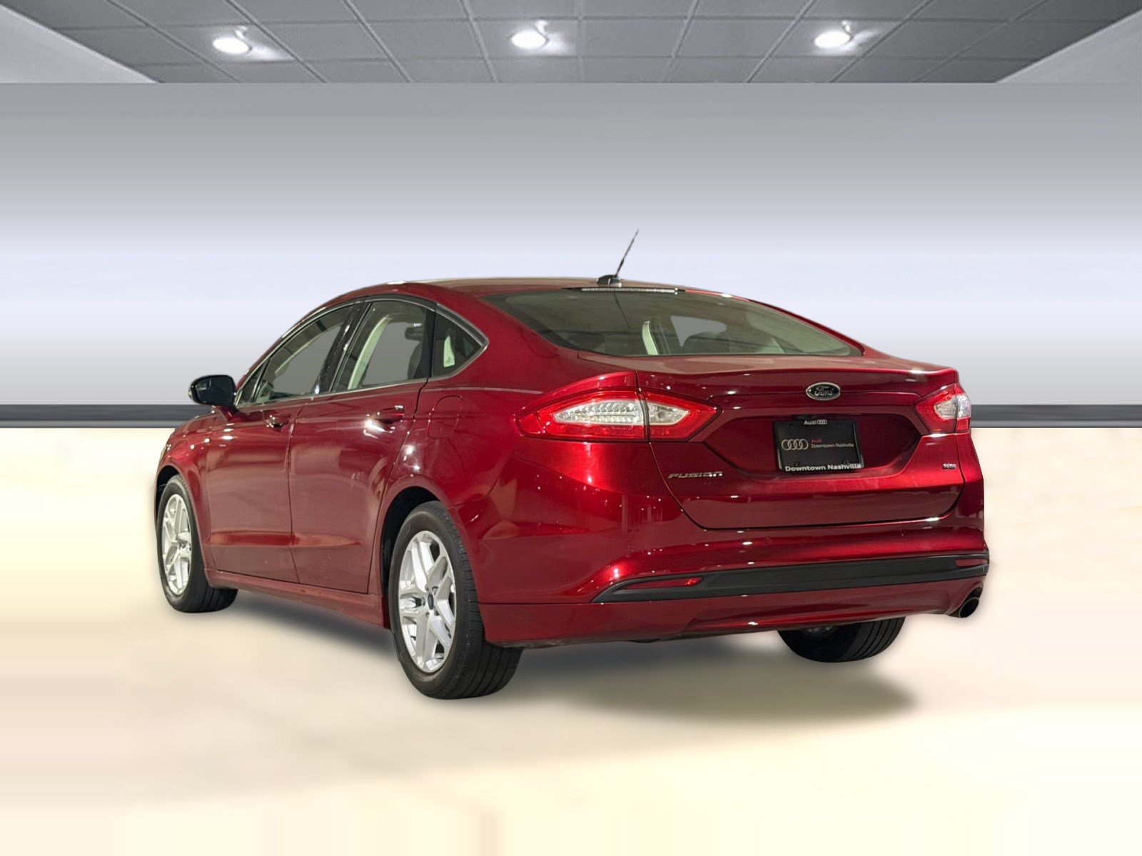 Used 2015 Ford Fusion SE FWD image 3