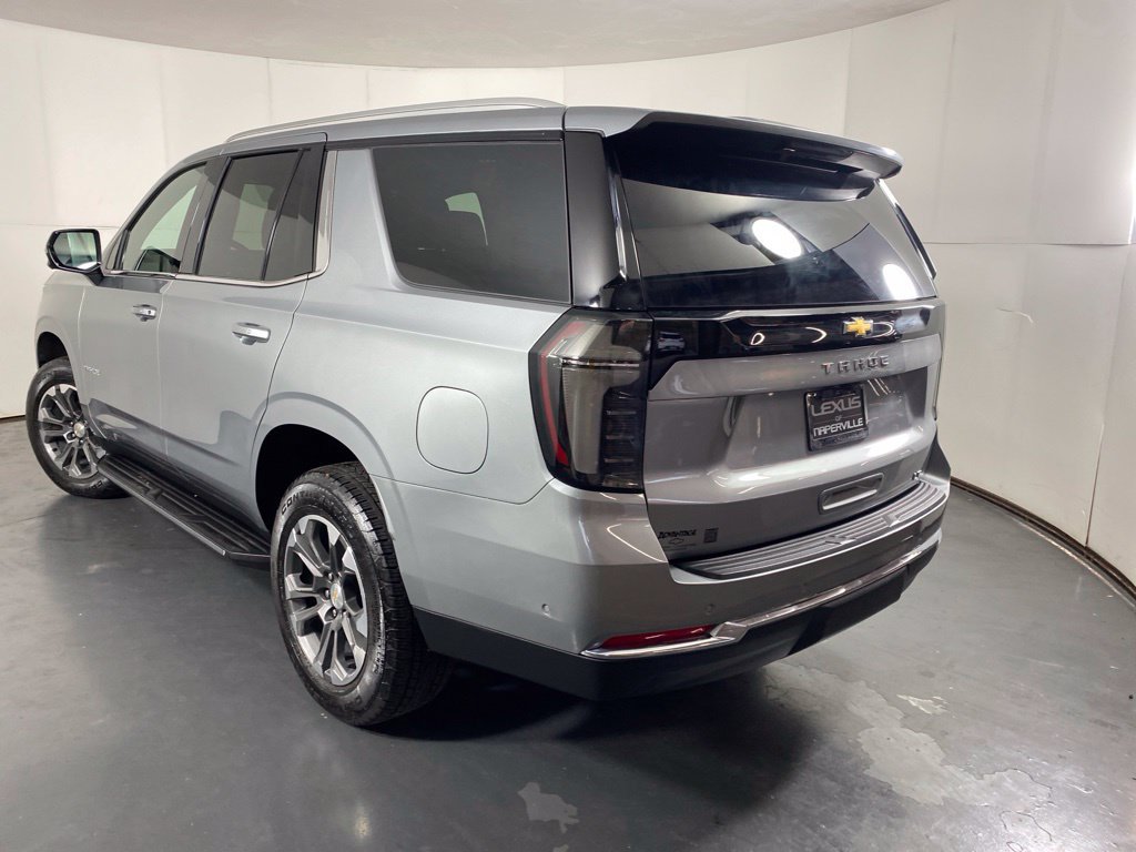 Used 2025 Chevrolet Tahoe LT w/ Comfort Package AWD/4WD image 9