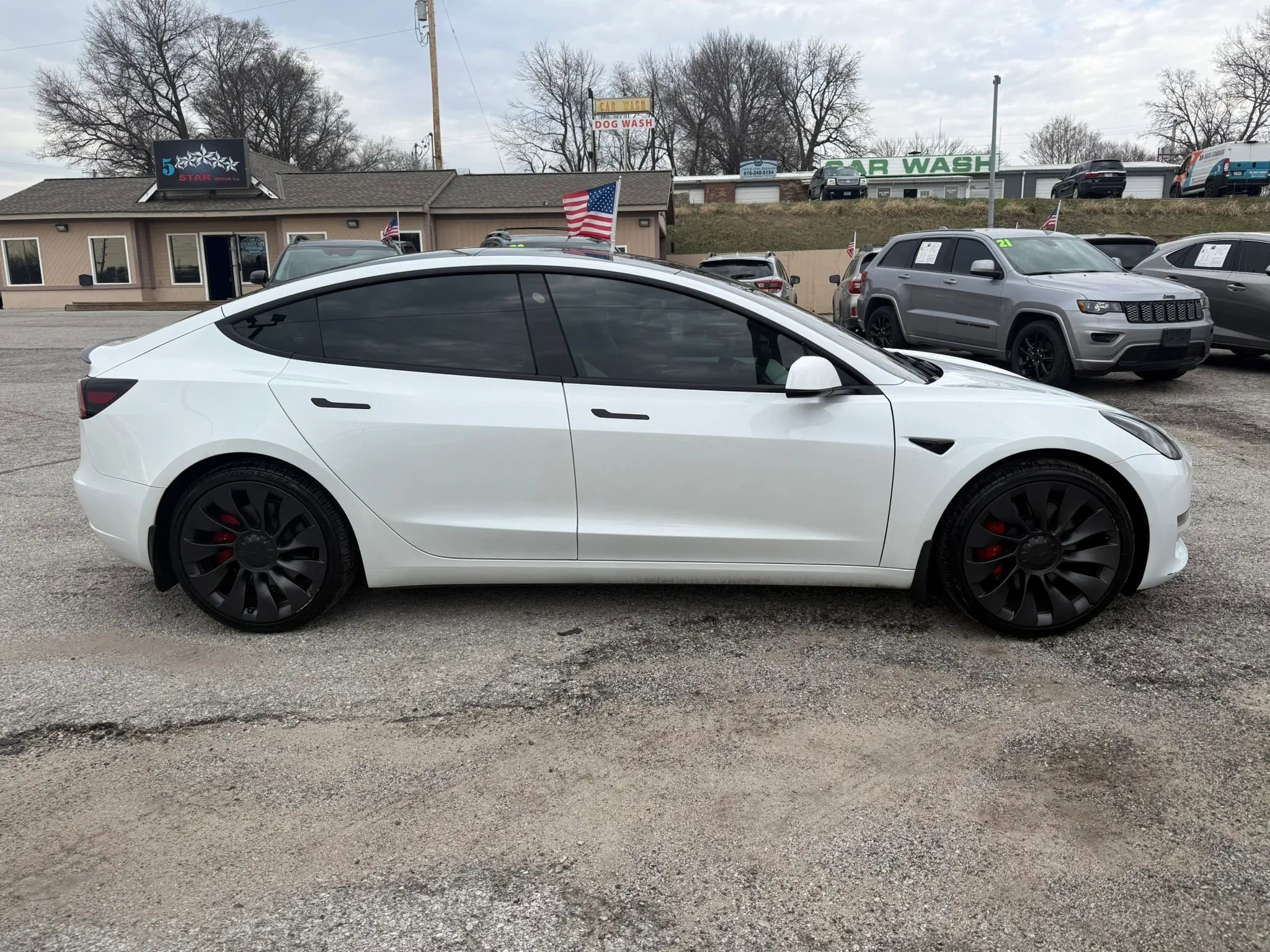 Used 2023 Tesla Model 3 Performance image 2