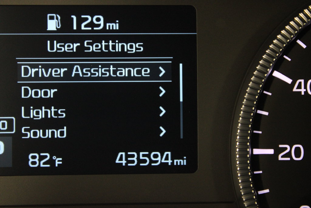 Used 2022 Kia Telluride S FWD image 30