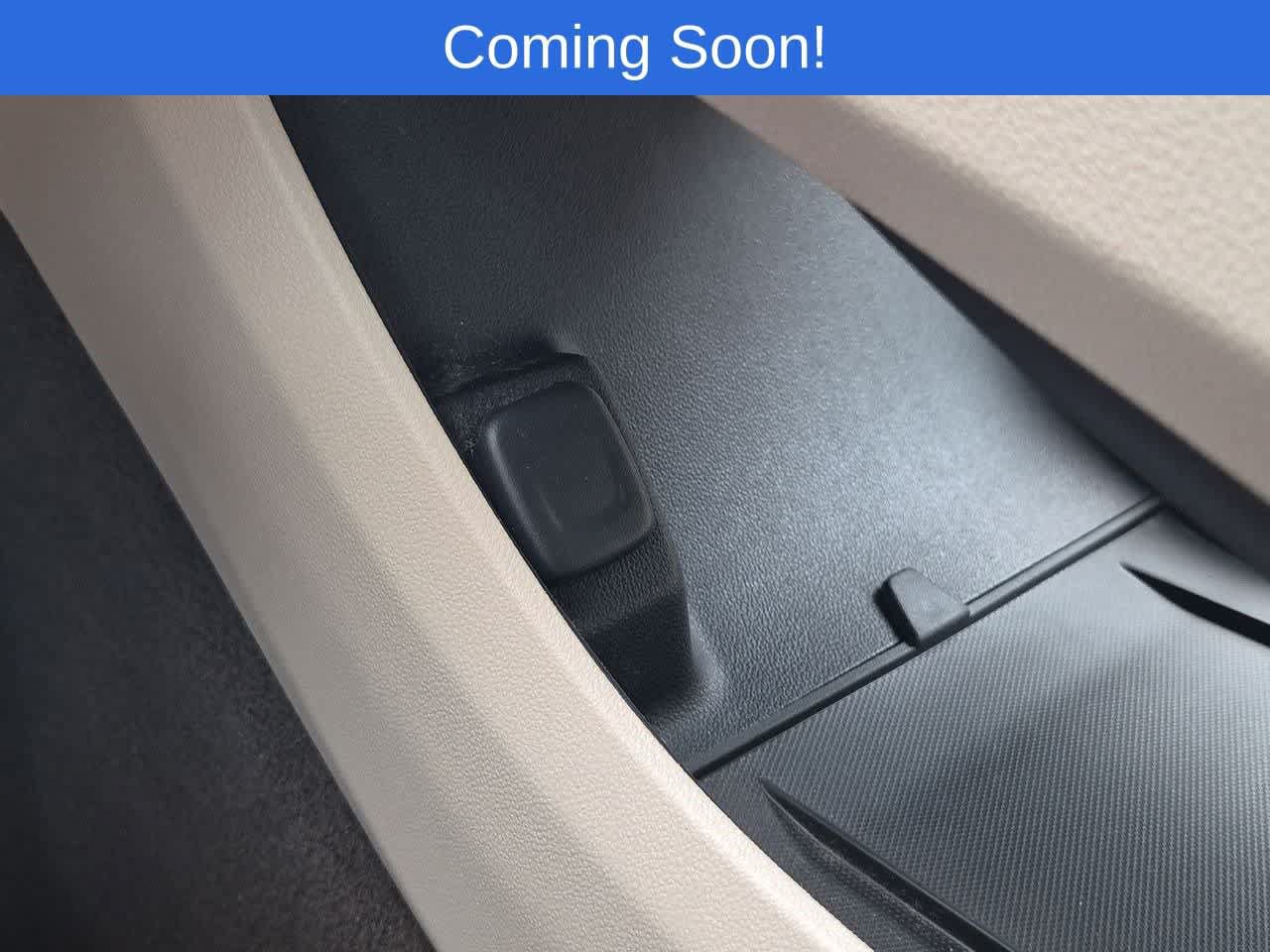 Used 2017 Buick LaCrosse Essence FWD image 29