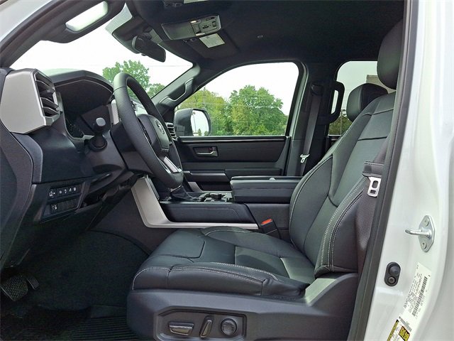 New 2026 Toyota Tundra SR5 image 7