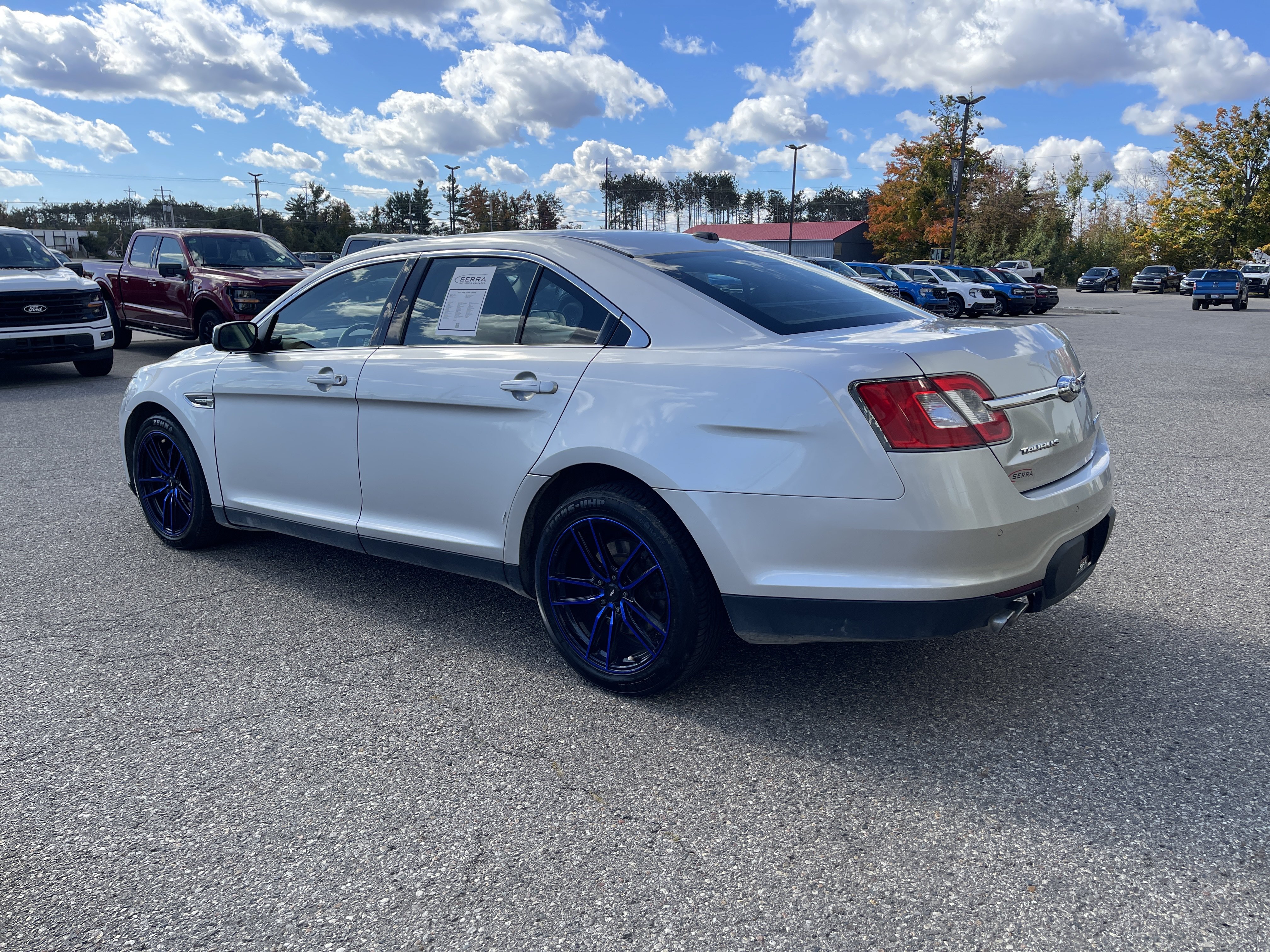Used 2011 Ford Taurus Limited w/ 303A Rapid Spec Order Code AWD/4WD image 6