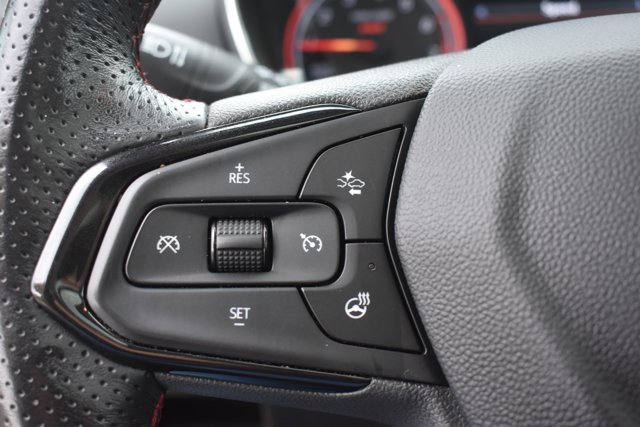 Used 2023 Chevrolet TrailBlazer RS w/ Sun and Liftgate Package image 22