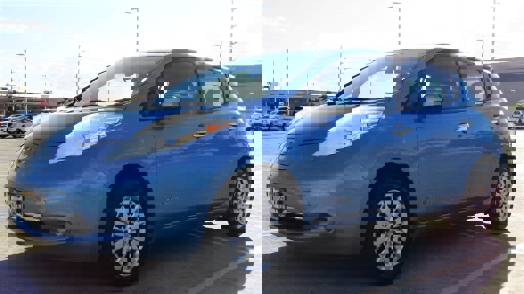 Used 2014 Nissan Leaf S w/ Charge Package image 1