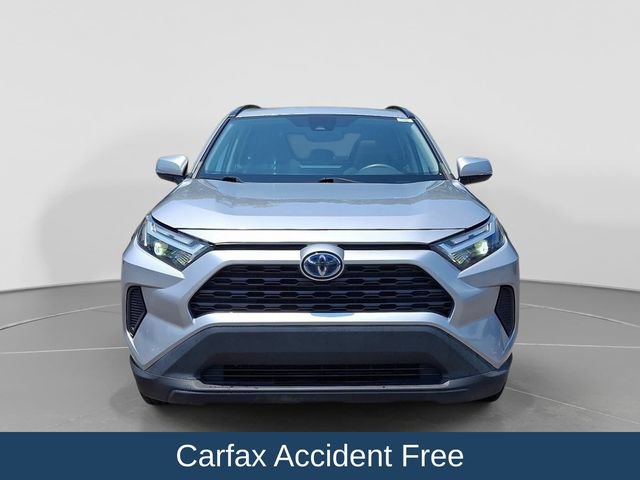 Used 2022 Toyota RAV4 XLE w/ Convenience Package AWD/4WD image 3