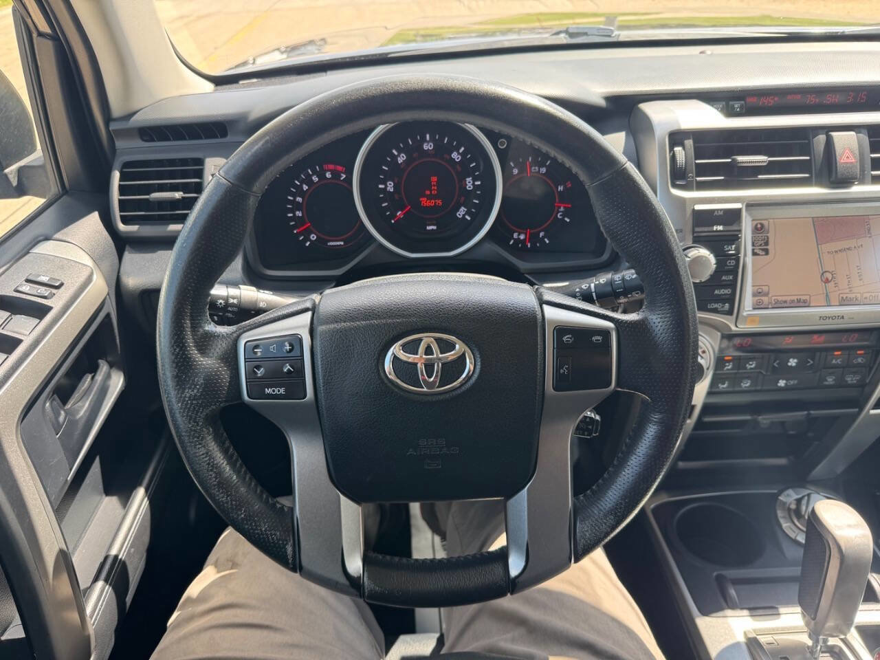 Used 2010 Toyota 4Runner Limited AWD/4WD image 16