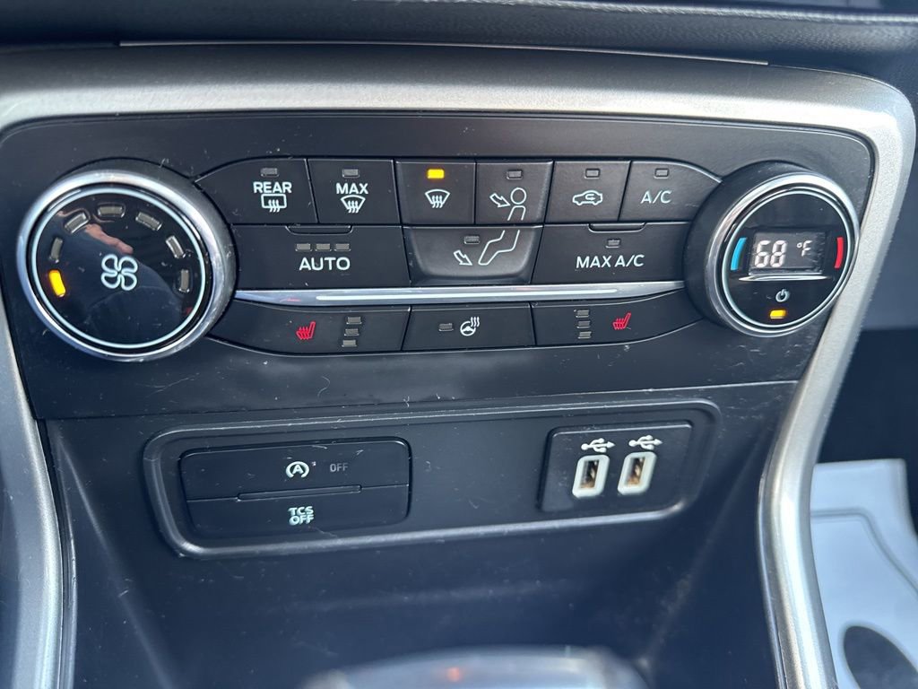 Used 2020 Ford EcoSport Titanium image 7