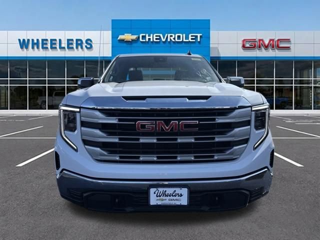 New 2026 GMC Sierra 1500 SLE image 13