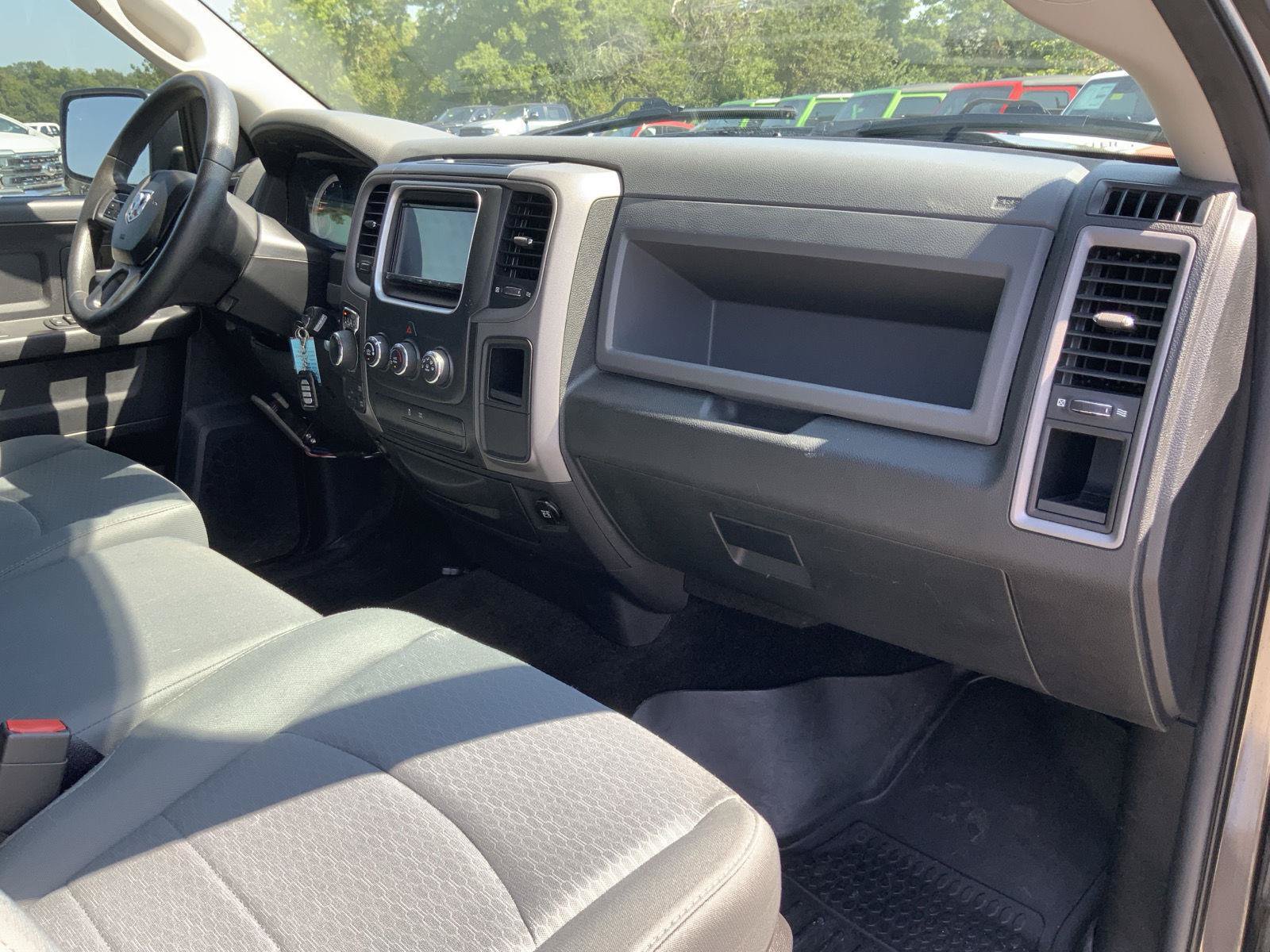 Used 2014 RAM 1500 Express AWD/4WD image 44