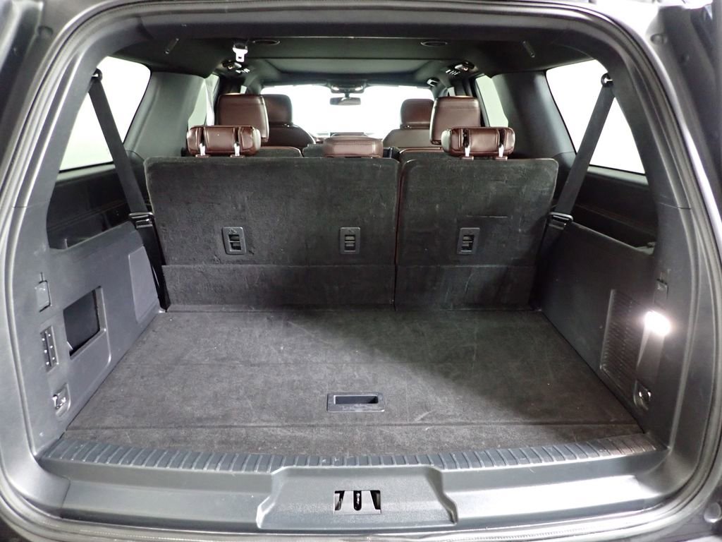 Used 2024 Ford Expedition Max Limited image 16