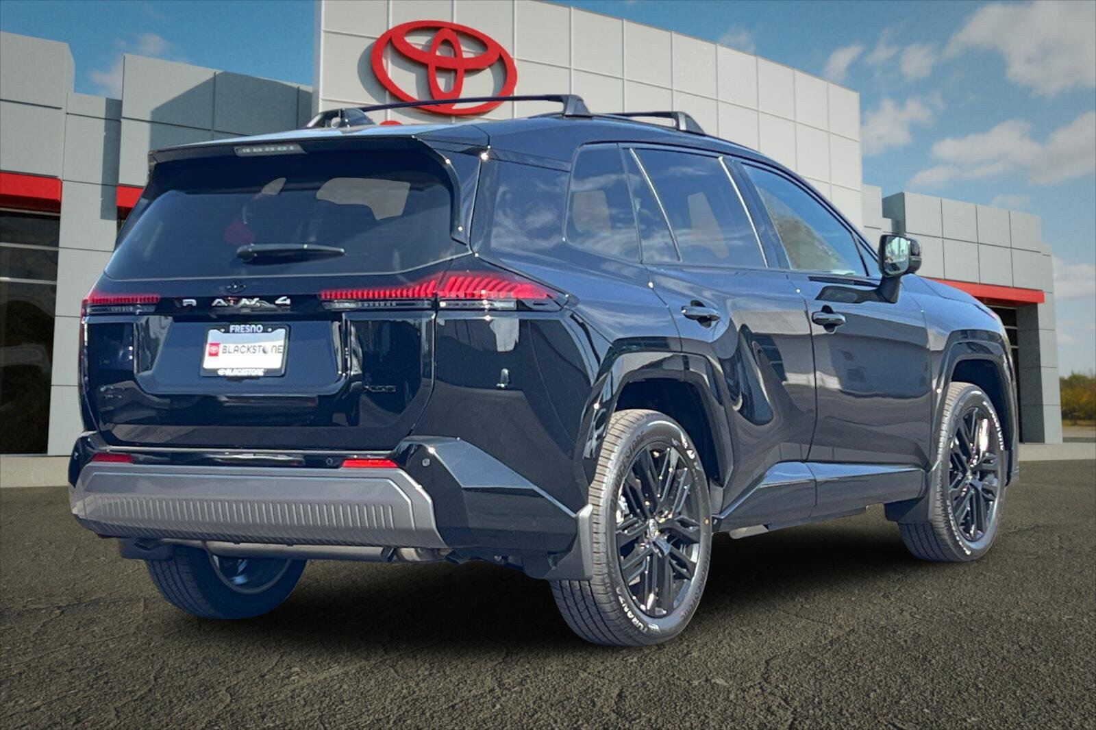 Used 2026 Toyota RAV4 XSE w/ Weather Package AWD/4WD image 3
