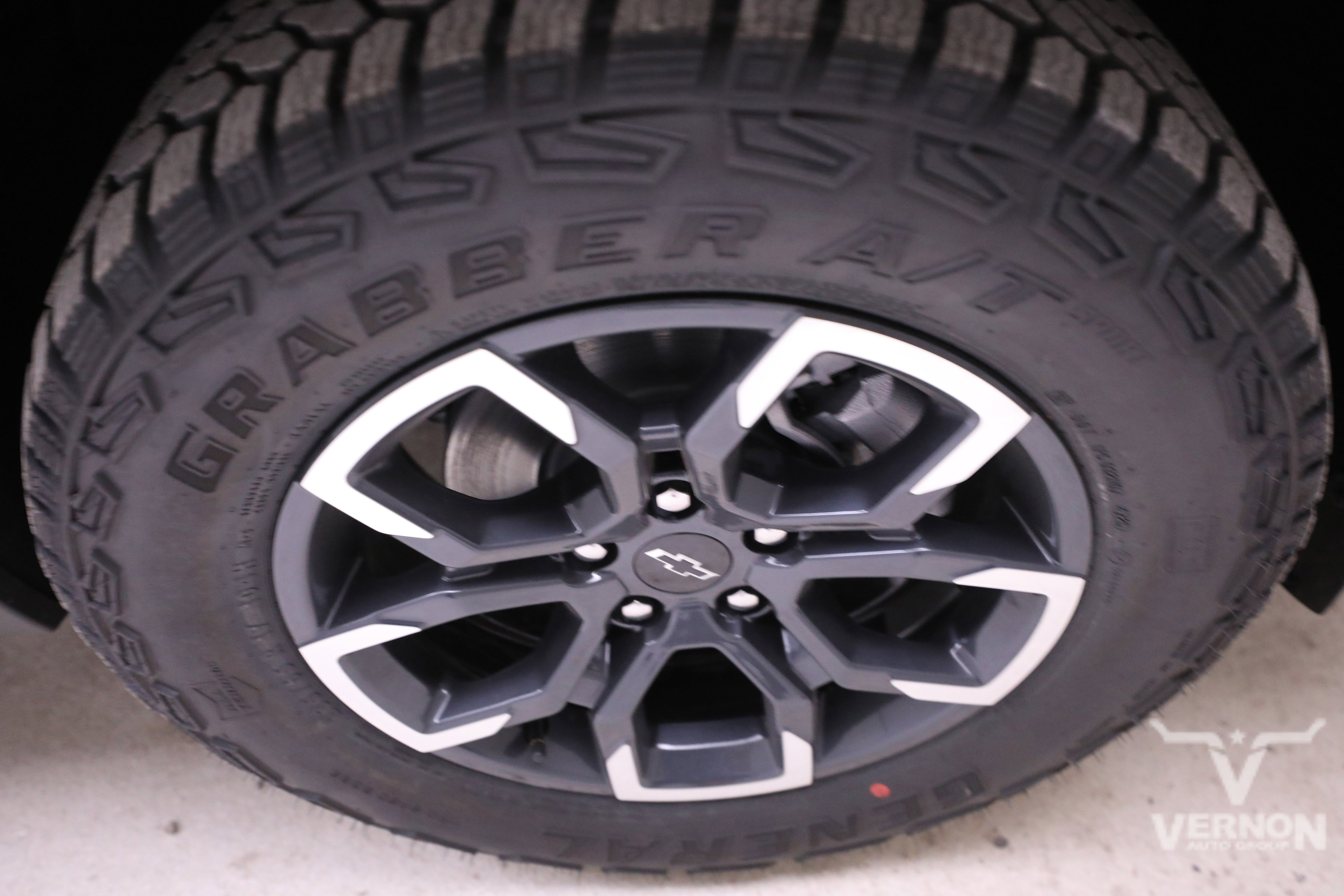 New 2026 Chevrolet Equinox ACTIV w/ Safety and Technology Package image 29