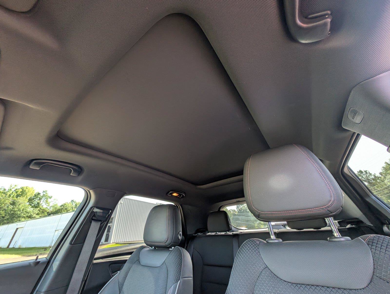 Used 2022 Chevrolet TrailBlazer RS w/ Sun and Liftgate Package FWD image 35