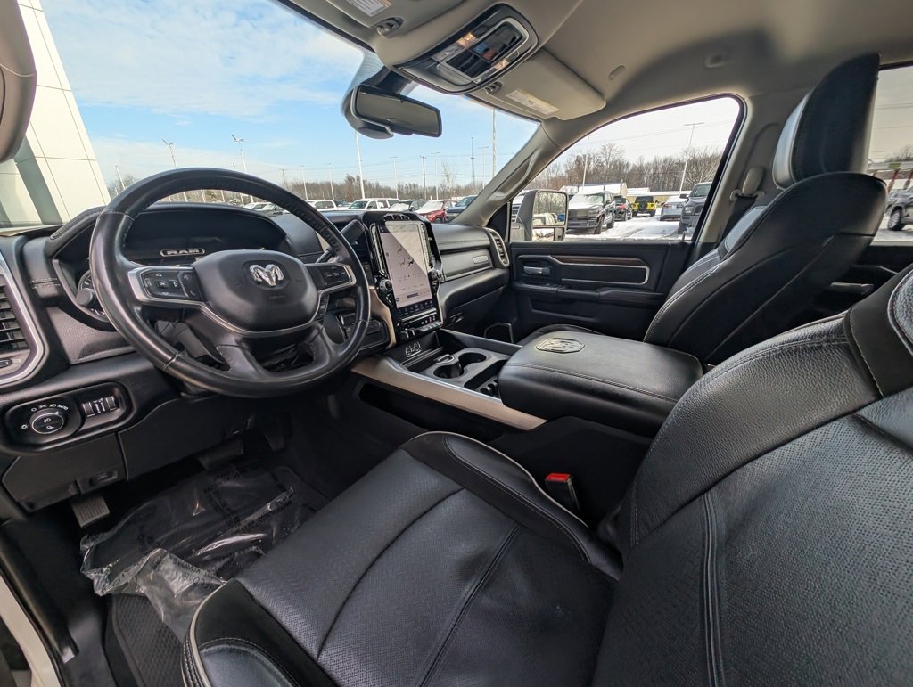 Used 2024 RAM 2500 Laramie image 12