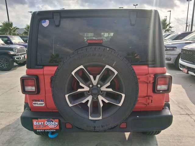 Used 2024 Jeep Wrangler Unlimited image 6