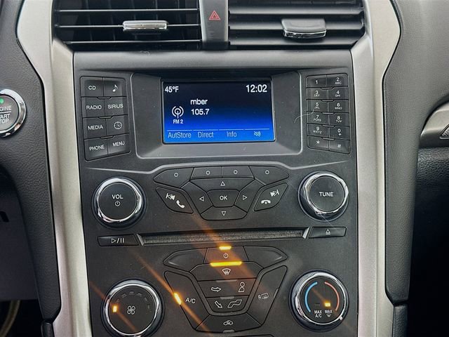 Used 2017 Ford Fusion SE image 14