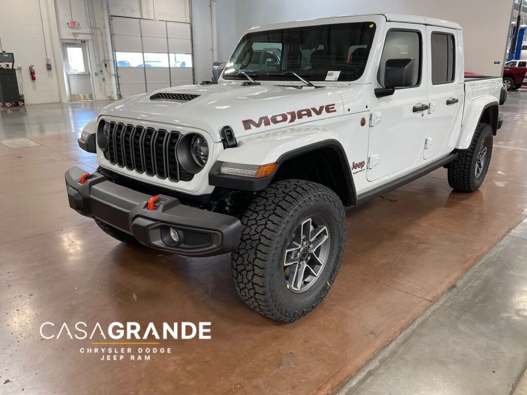 New 2025 Jeep Gladiator Mojave image 2