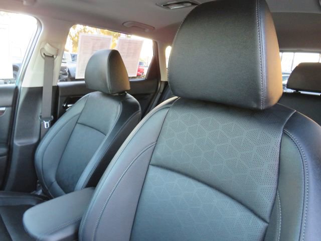 Used 2024 Kia Seltos EX image 16