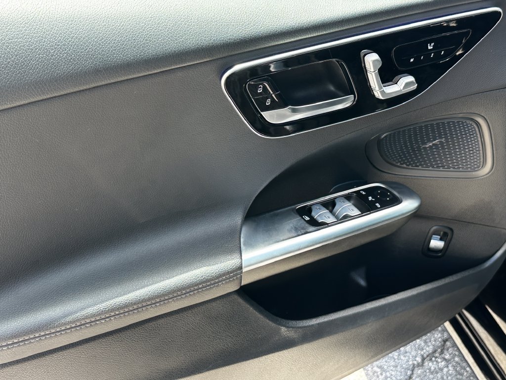 Certified 2025 Mercedes-Benz C 300 4MATIC Sedan image 12