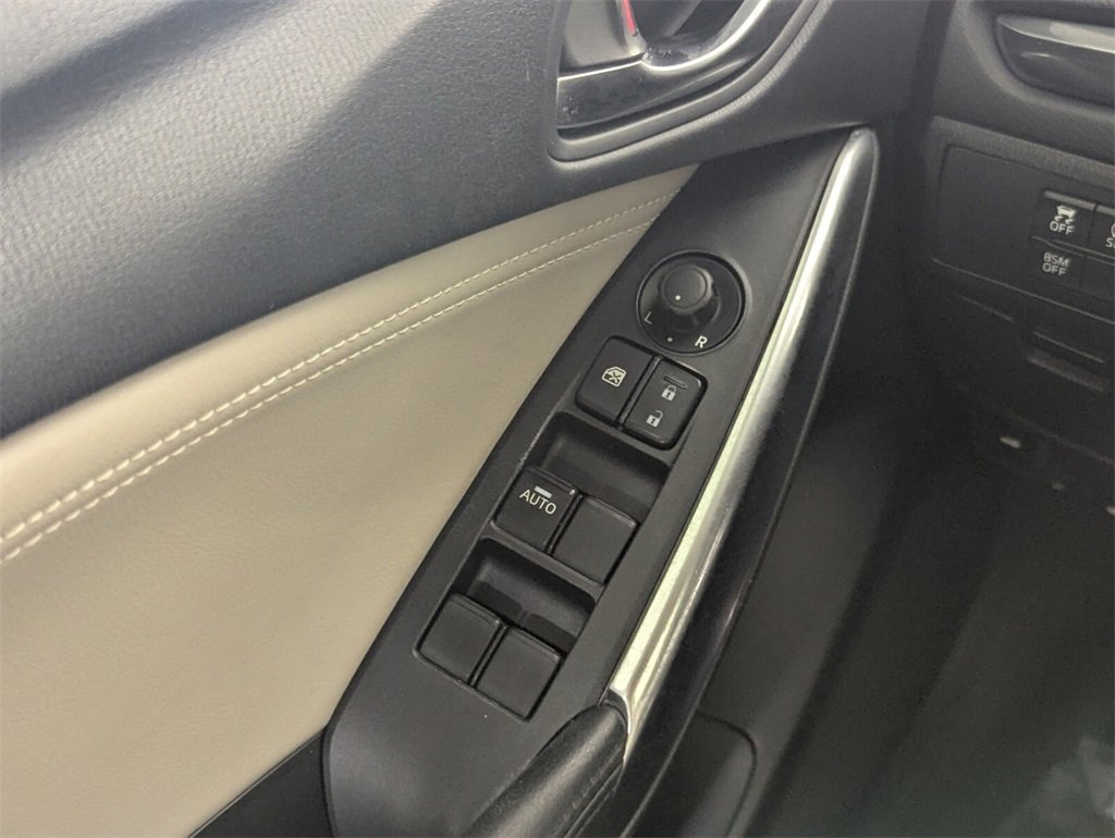 Used 2014 MAZDA MAZDA6 Touring image 16
