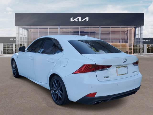 Used 2019 Lexus IS 300 F Sport w/ F Sport Package RWD image 4