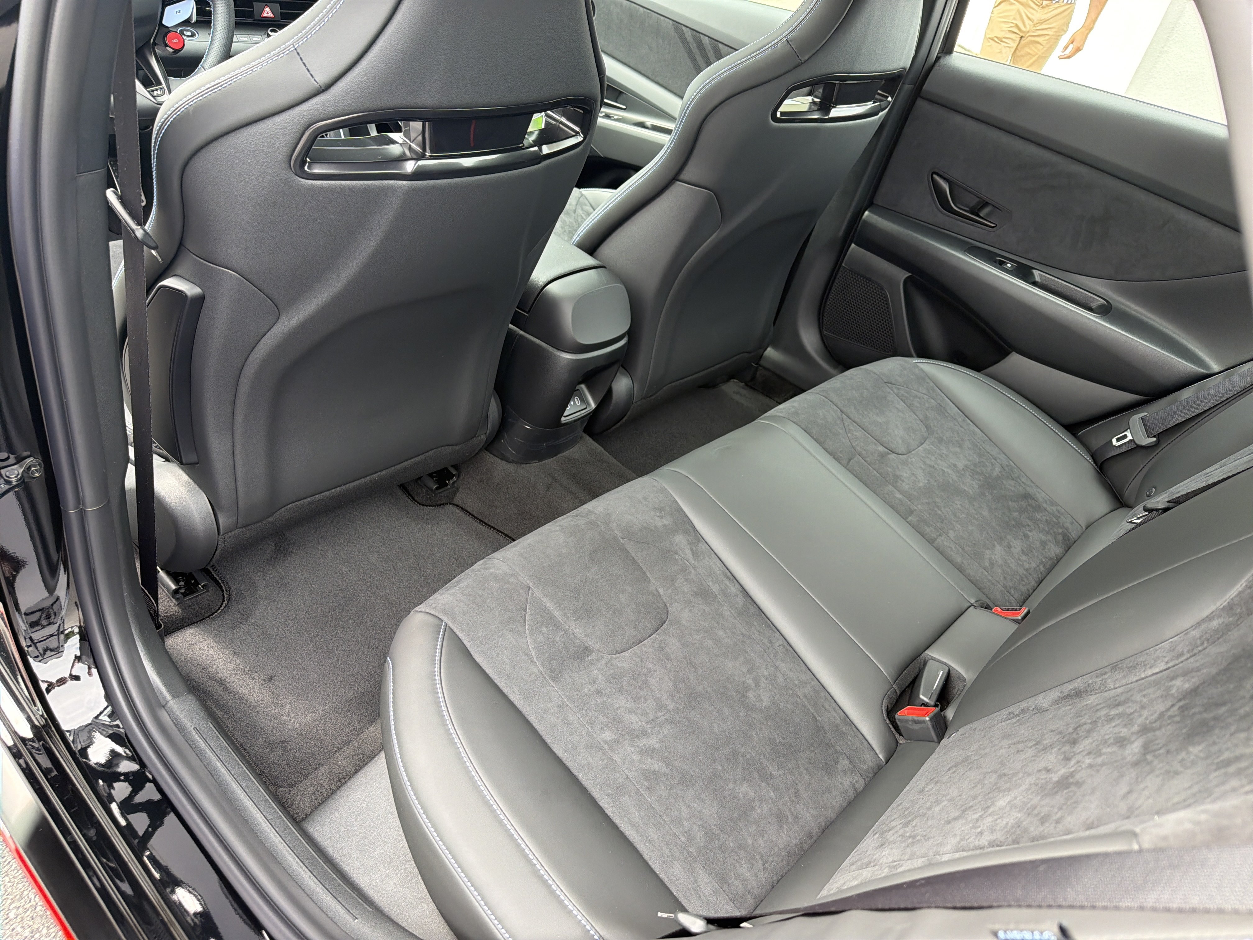 New 2026 Hyundai Elantra N FWD image 17