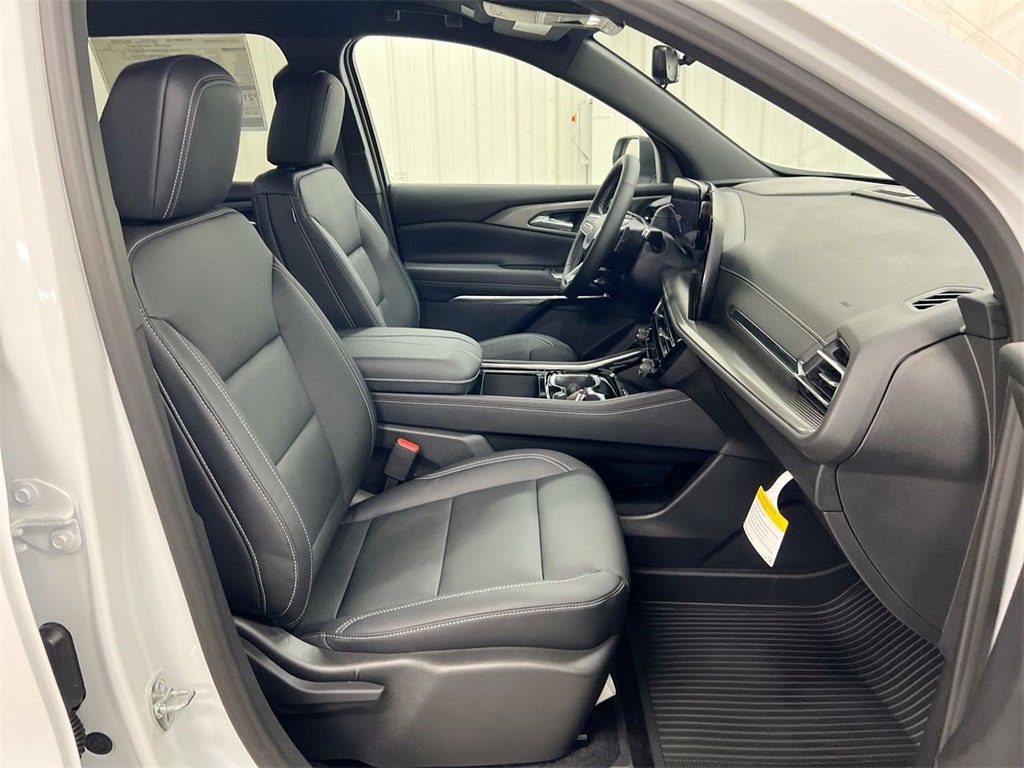 New 2026 Chevrolet Traverse LT w/ Driver Confidence Package image 22