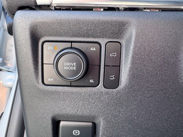 Used 2025 Ford Expedition Platinum AWD/4WD image 57