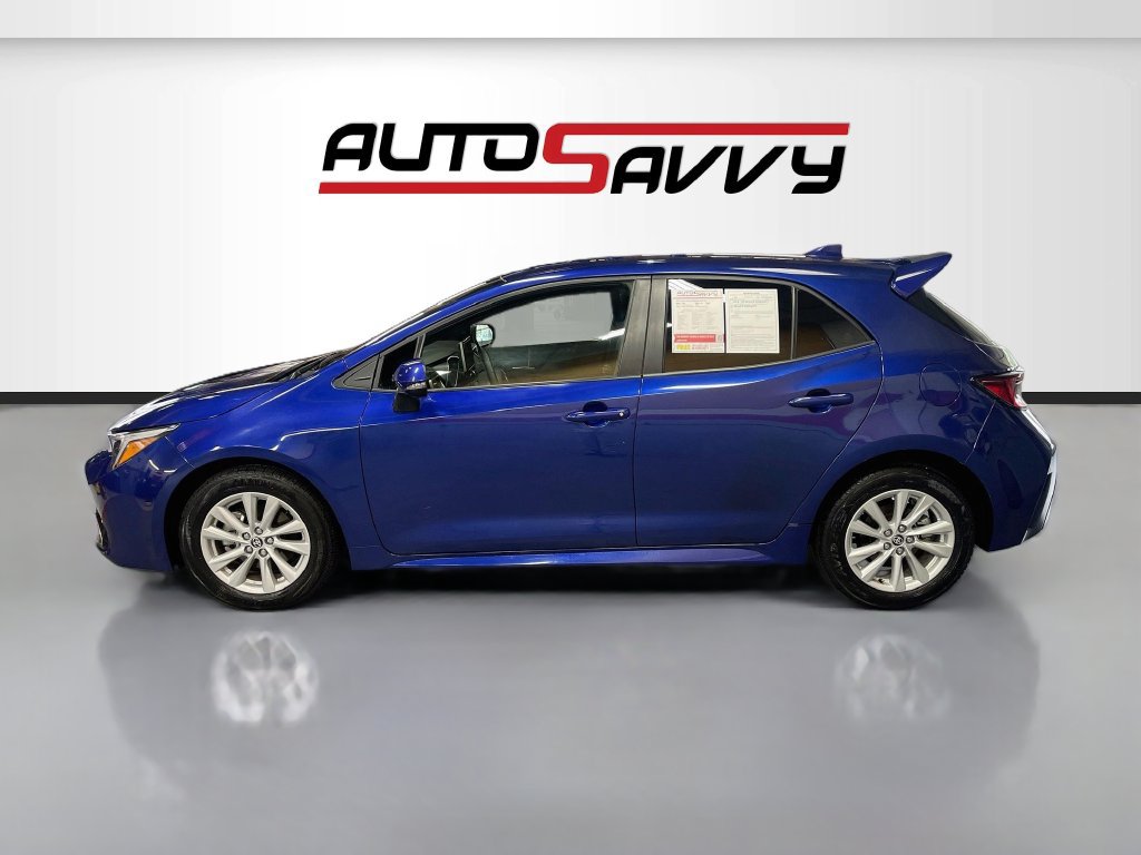 Used 2025 Toyota Corolla XSE FWD image 4