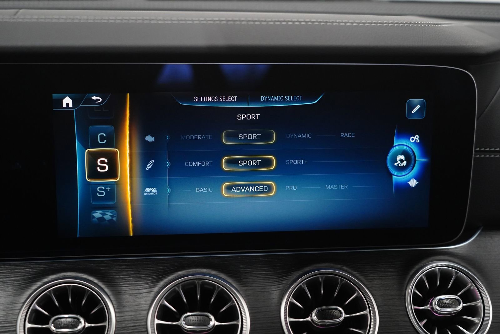 Used 2025 Mercedes-Benz AMG GT 63 S image 27