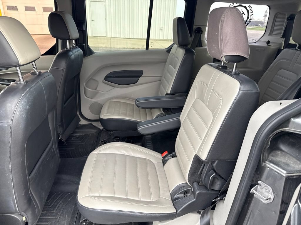 Used 2019 Ford Transit Connect Titanium FWD image 12
