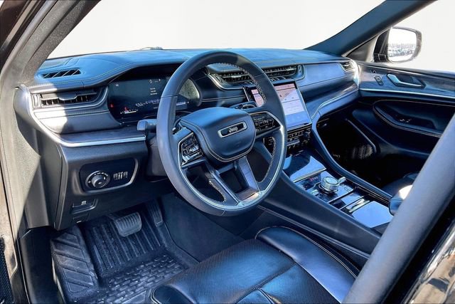 Used 2023 Jeep Grand Cherokee L Overland w/ Luxury Tech Group IV image 12