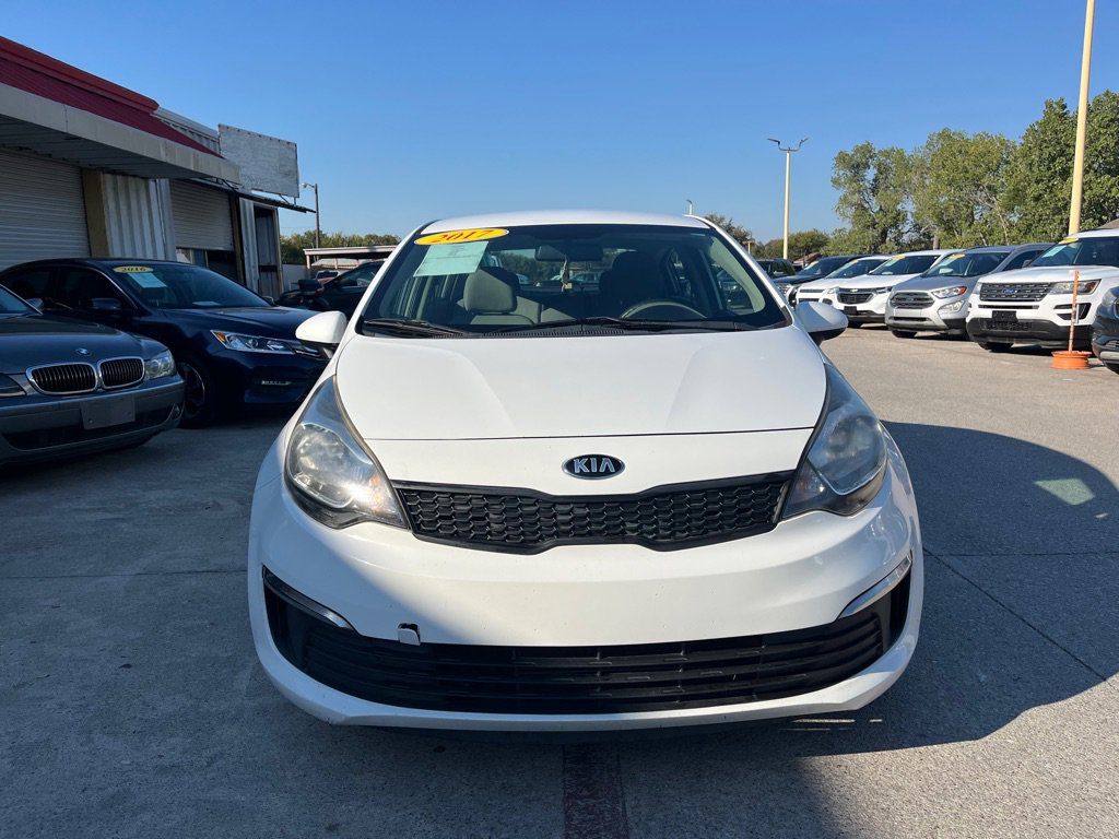 Used 2017 Kia Rio LX image 3