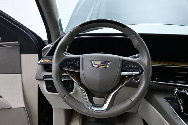 Used 2022 Cadillac Escalade Premium Luxury Platinum AWD/4WD image 28